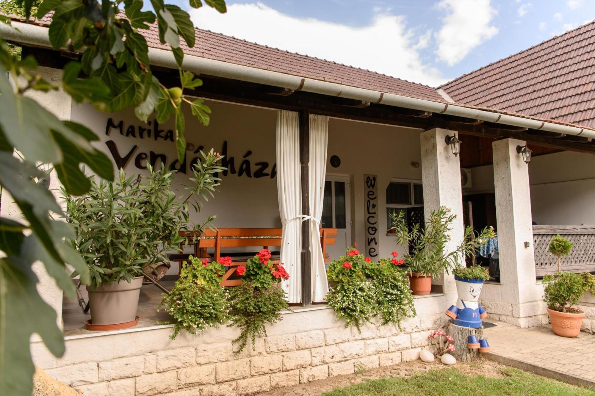 Marika Vendeghaza Hotel Tokaj Bagian luar foto