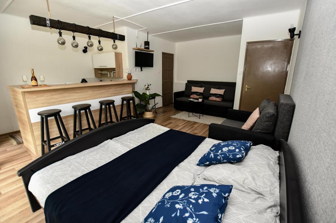 Marika Vendeghaza Hotel Tokaj Bagian luar foto